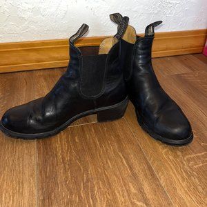 Black Heeled Blundstone Women's Boots size 8 US